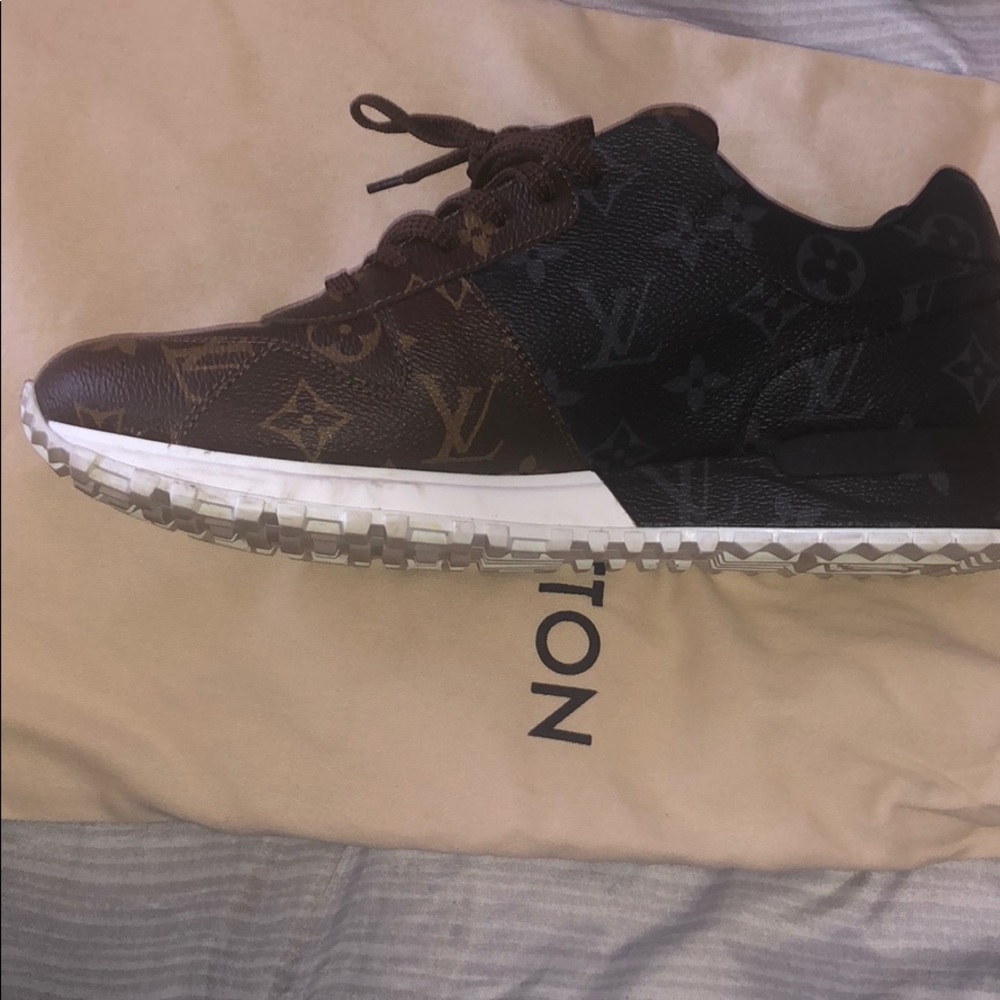 Louis Vuitton runway sneaker - Picture 7 of 7